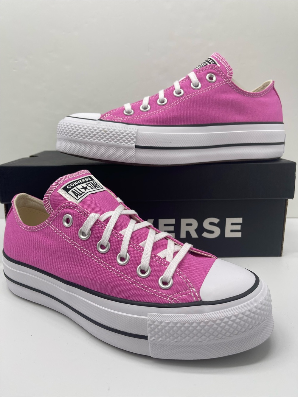 Converse CTAS Lift Ox Platform Sneakers Shocking Orchid White Black A16104F NWT - Picture 10 of 16